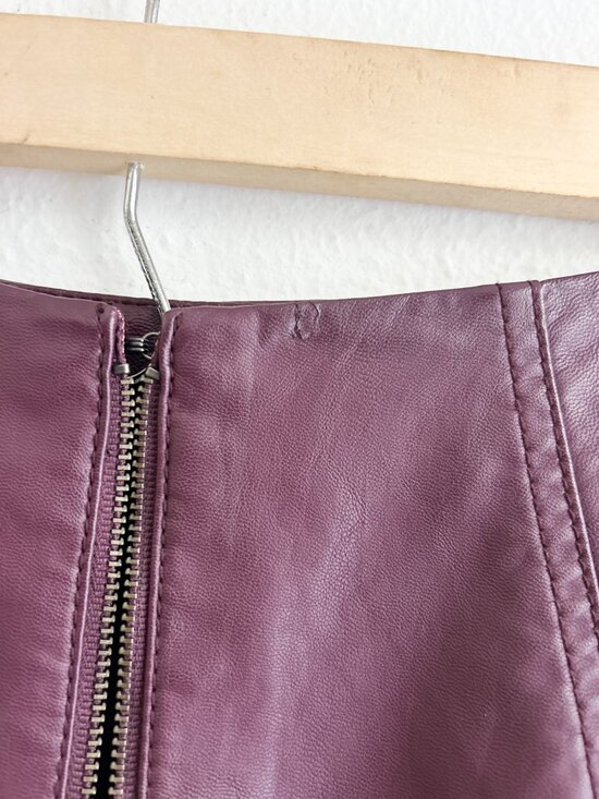 Free People Modern Femme Plum Purple Vegan Leather Mini Skirt SZ 2 - Picture 7 of 10